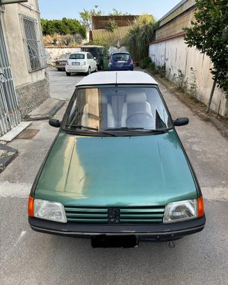 Peugeot 205 roland garros