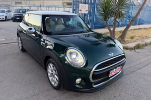 Mini Cooper D 1.5 diesel 116 cv 2014 Navig