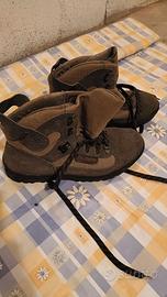 Scarponi Trekking Salomon Usati Escursionismo