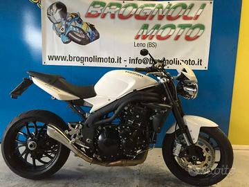 Triumph speed triple