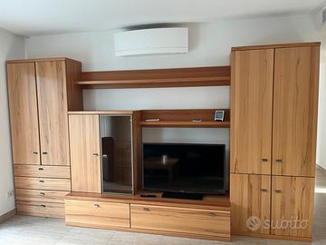 Parete attrezzata soggiorno in legno Varianta 4 m