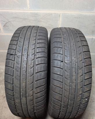 2 gomme invernali 195/65r15 Tomket al 95%