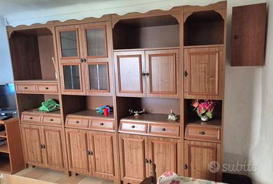 Mobili in legno Gratis