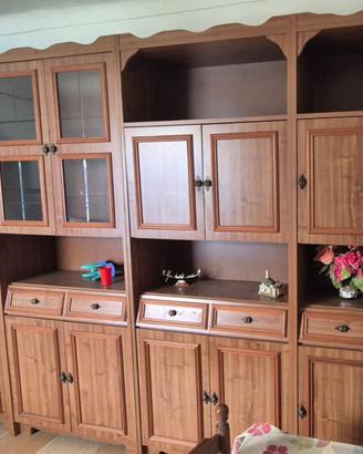 Mobili in legno Gratis