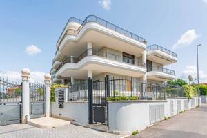 Appartamento di 95 m² con 3 locali a Roma