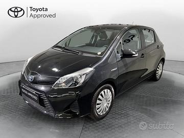 Toyota Yaris 1.5 Hybrid Lounge AREA C FREE
