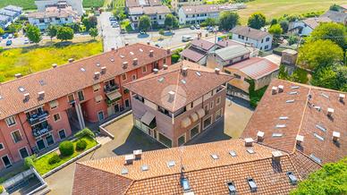 2 LOCALI A LAVAGNO