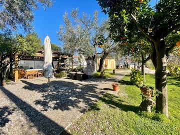 VILLA SINGOLA A SANTA MARINA