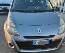 RENAULT Clio - 2011