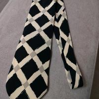 cravatta nera beige Hugo Boss 