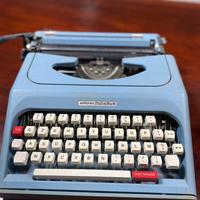 macchina da scrivere portatile Antares Compact 26