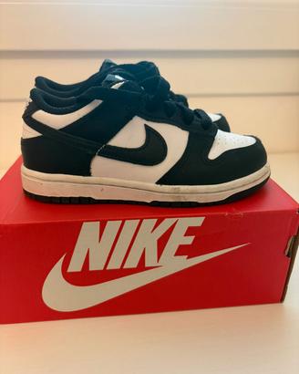scarpe da ginnastica Nike n. 28