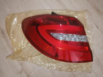 fanale sx Mercedes-Benz Classe B W246 