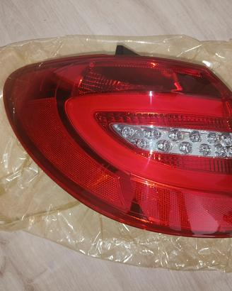 fanale sx Mercedes-Benz Classe B W246 