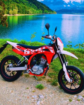 SWM SM 125 R 2017 ( PREZZO TRATTABILE )