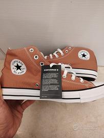 Scarpe nuove Converse numero 44