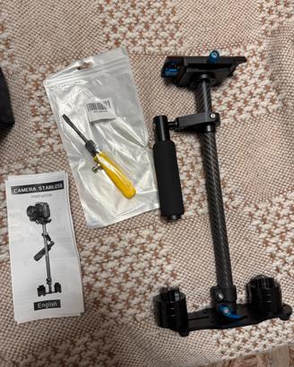 Stabilizzatore neewer per fotocamere