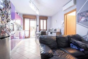 Appartamento di 75 m² con 3 locali e box auto a Ca