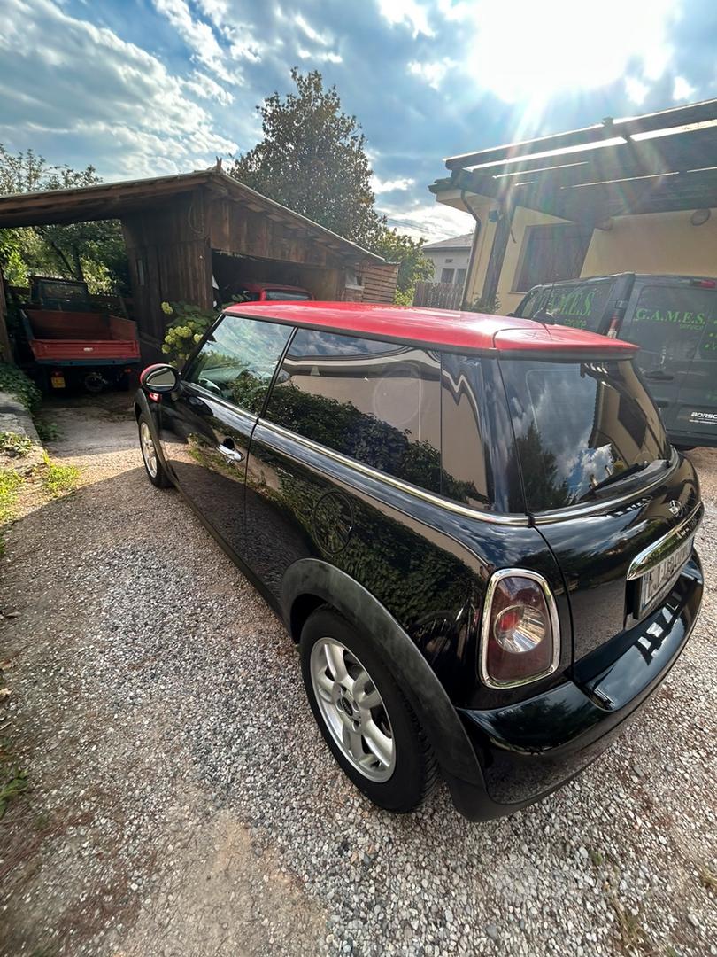 Mini Cooper 2011 photo 4