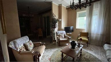 Ampio appartamento zona alta