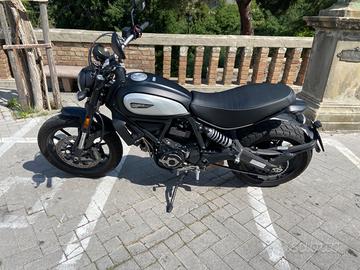 Ducati Scrambler - 2021