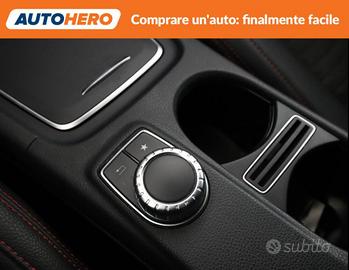 MERCEDES-BENZ A 200 DN50843