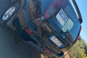NISSAN X-TRAIL 4x4 