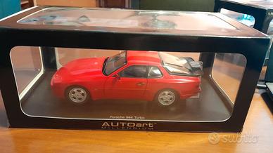 Porsche 944 turbo Autoart 1:18