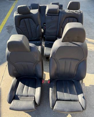 Tappezzeria in pelle nera per BMW X5 G05