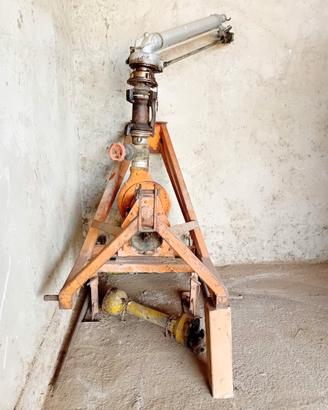 Attrezzi agricoli vari