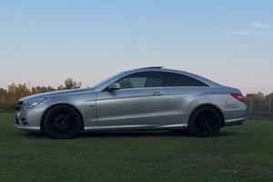 Mercedes E250 Coupé FULL