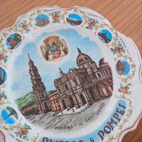 Piatto in ceramica dipinto a mano 