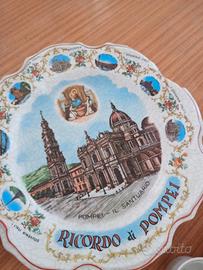 Piatto in ceramica dipinto a mano 