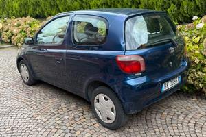 Toyota Yaris 1.0 Benzina – 2000 – 200.000 km
