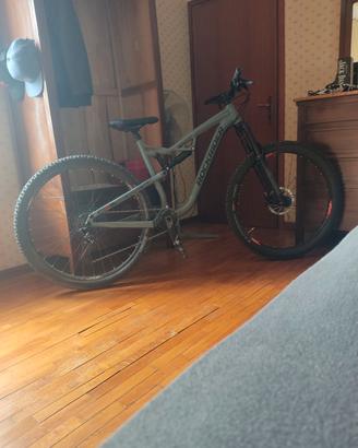 bicicleta rockrider 