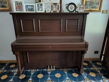 Pianoforte verticale