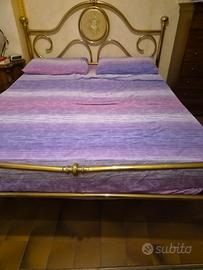 letto Matrimoniale a molle con materasso