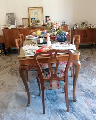 Mobili sala da pranzo stile Chippendale 