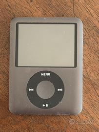 Apple iPod Nano A1236 3rd Generation 8gb Black.