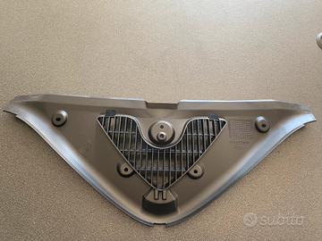 Griglia radiatore Alfa 166