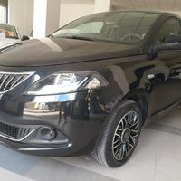 Lancia Ypsilon 1.0FireFly 70CV 5p Hyb Platino 2024