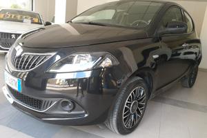 Lancia Ypsilon 1.0FireFly 70CV 5p Hyb Platino 2024