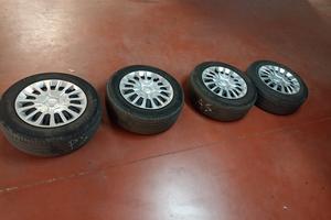 kit 4 gomme complete cerchi e gomme