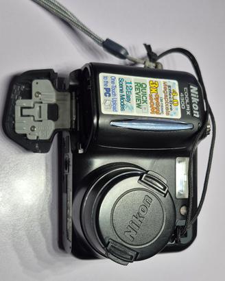 Fotocamera Nikon Coolpix 4300 non funzionante
