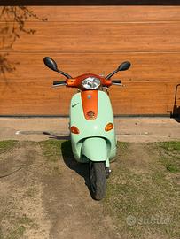 Vespa 125 ET4