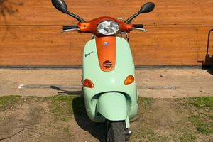 Vespa 125 ET4