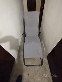 Sedia sdraio basculante.
