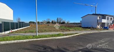 TER. RESIDENZIALE A CARPI