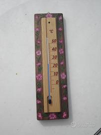 Termometro in legno da parete