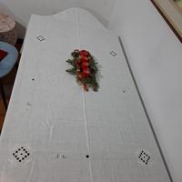 Tovaglia ricamata a mano x12 